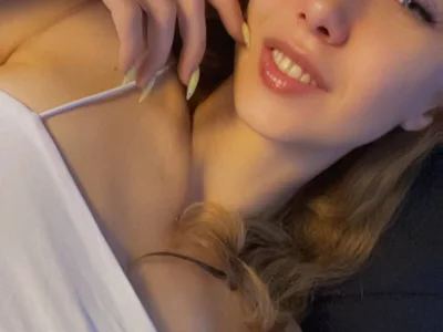 Vikki_White