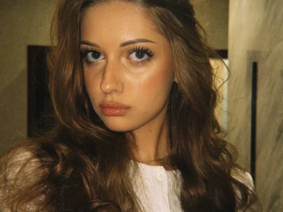 Ella_Williams - Girl 