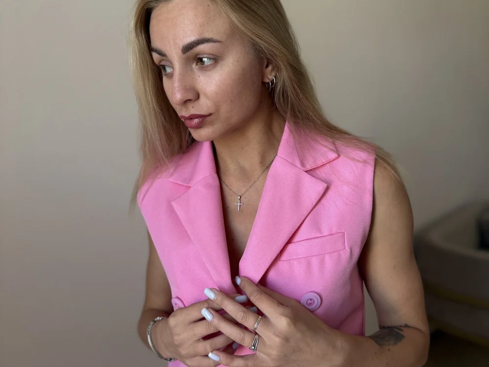 YolandaHale's Offline Chat Room