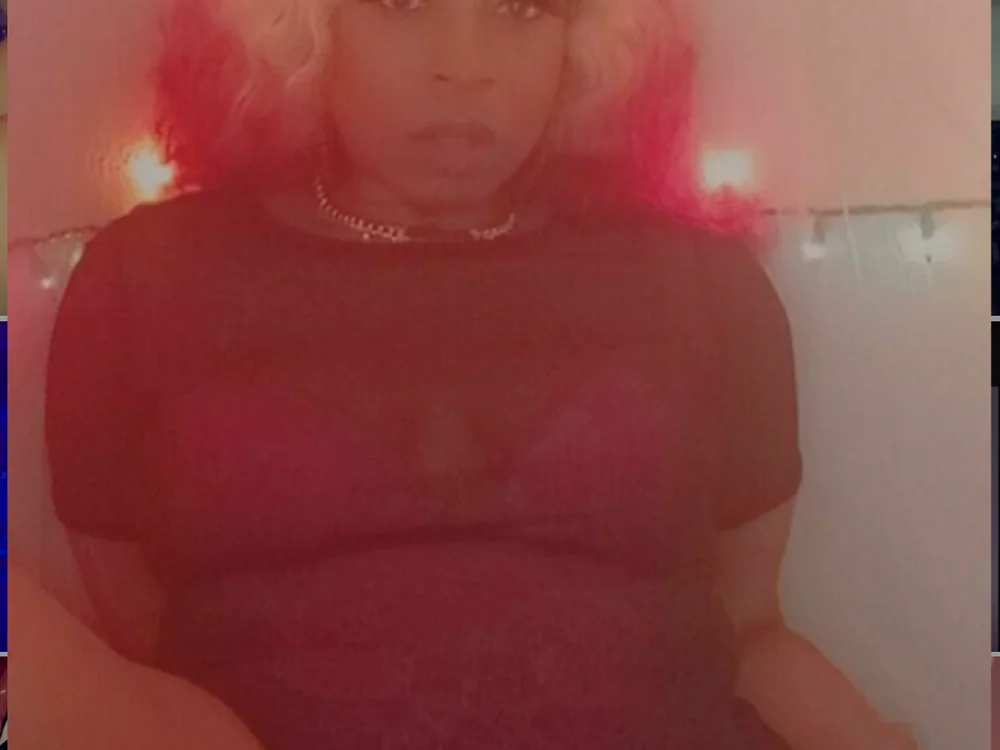 Chanel_rose12's Offline XXX Chat