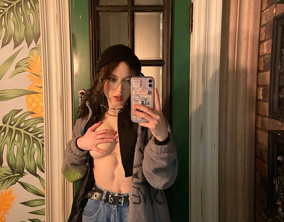 دردشة yamy_yamy_yamy الجنسية دون اتصال