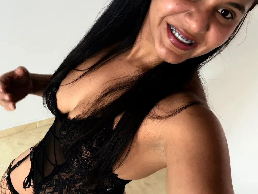 pleasureMyAss-'s Offline XXX Chat