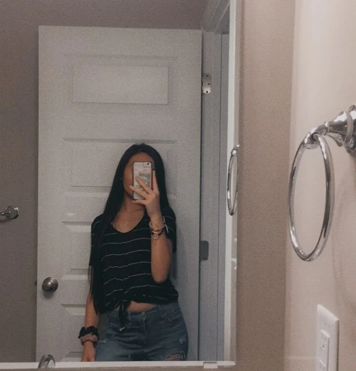 Asian-Slut25's Offline XXX Chat