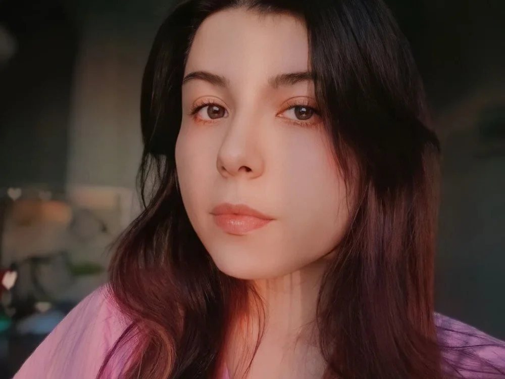 ElfridaBaank's Offline Chat Room