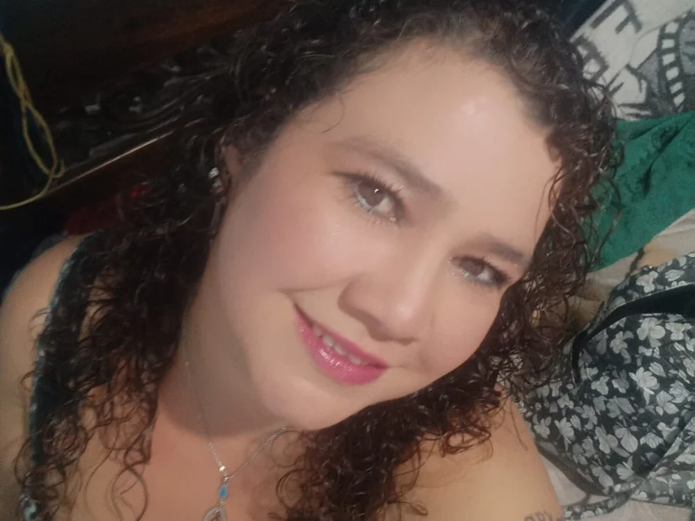 elararosecs' Offline XXX Chat