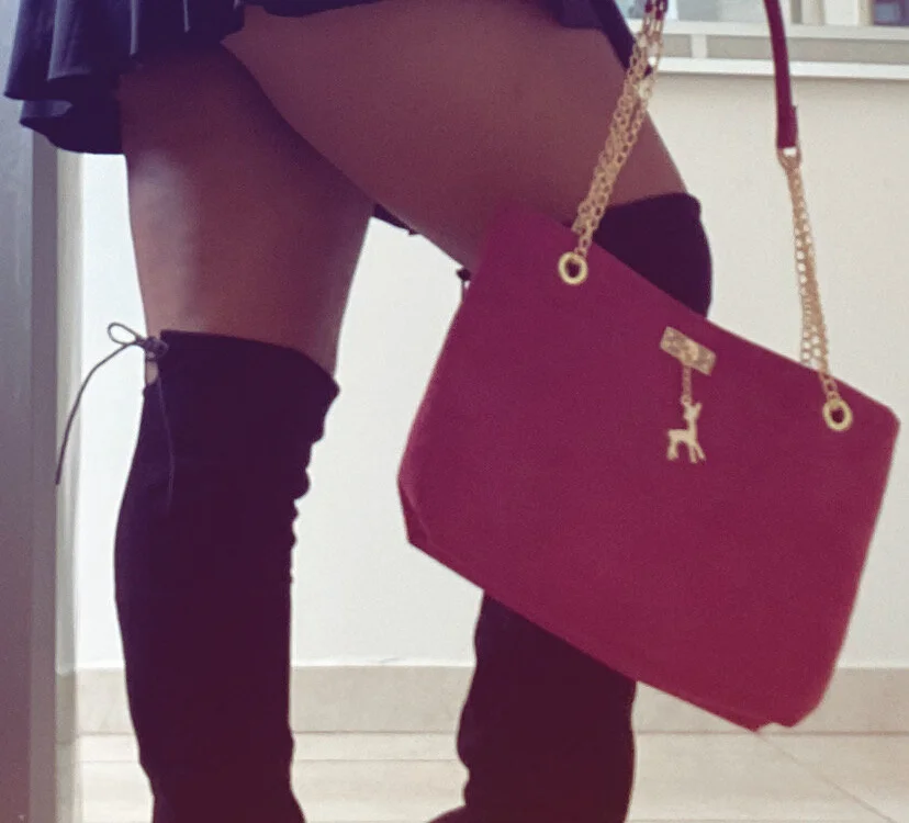 Scarlet_desire_fire's most recent online preview