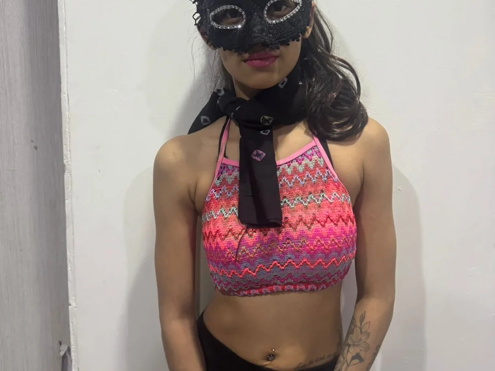 NORA_JEE Adlı Modelin Çevrimdışı XXX Sohbeti