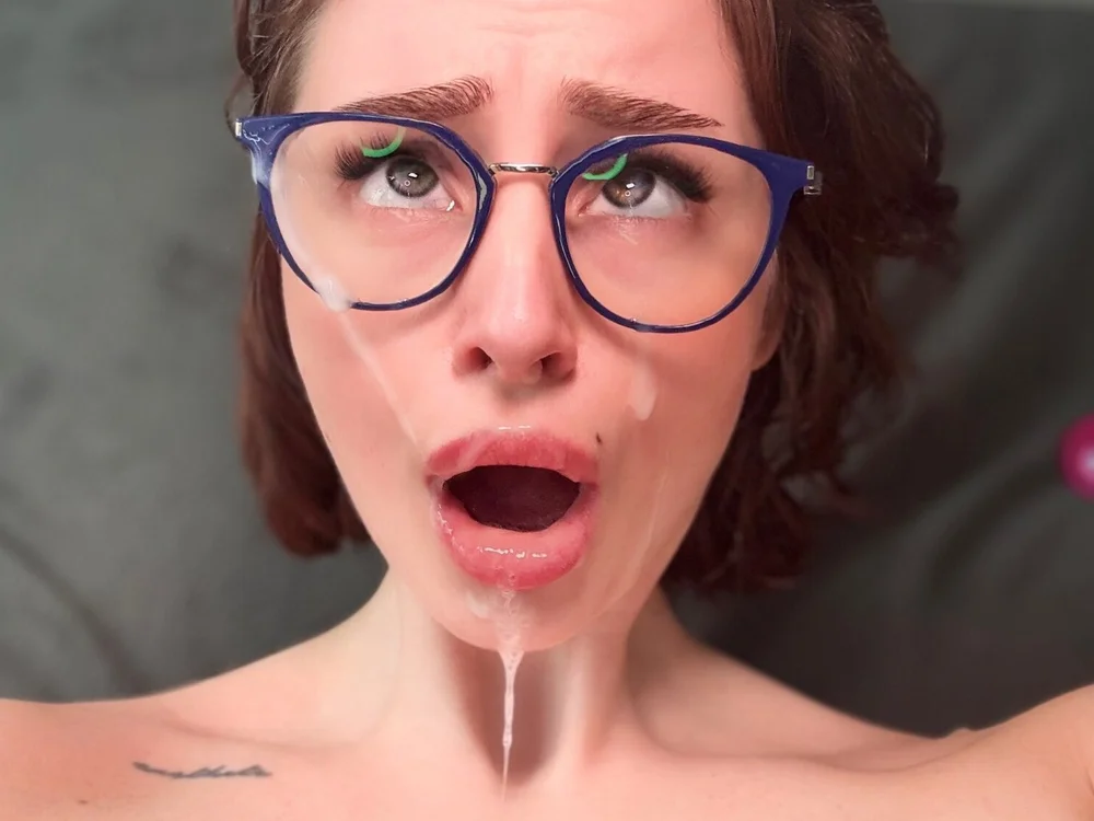 Miss-valentina's Offline XXX Chat