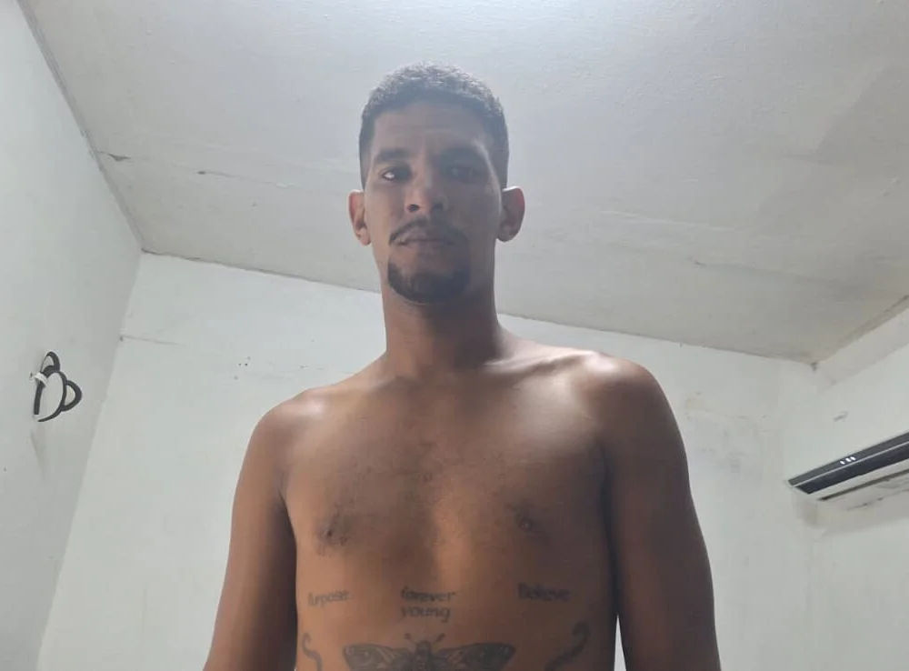 WildTrinity Live XXX-chat