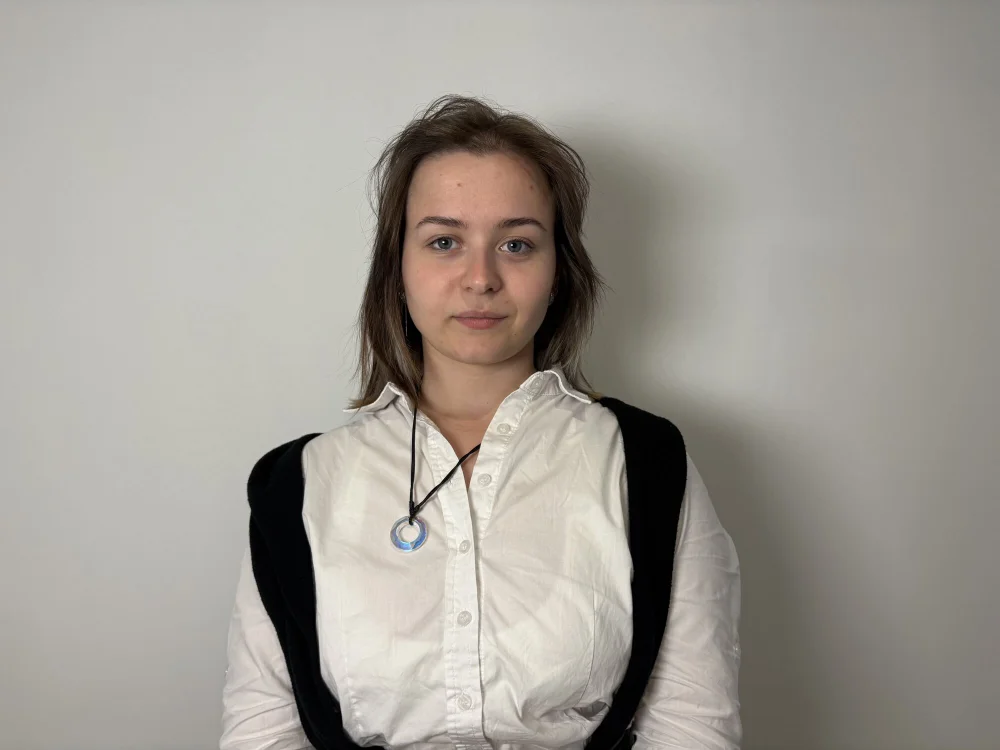 MeghanEdge's Offline Chat Room