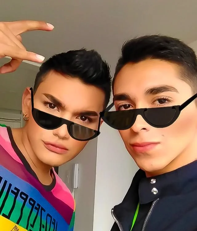 prettyboys_26 offline chatrum