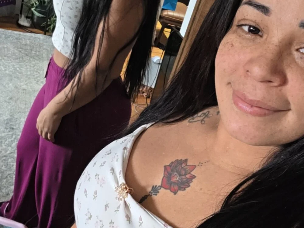 kellysofian Offline XXX chat