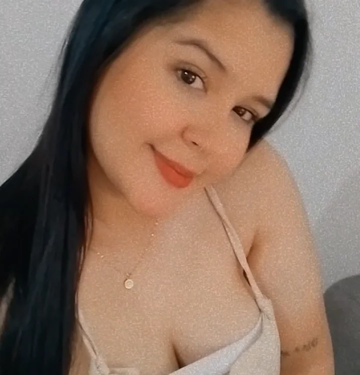angie_vipp offline chatrum