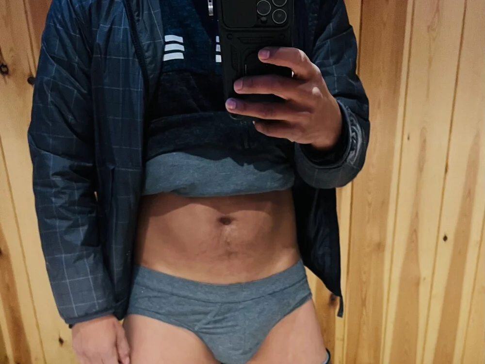 Rodolfo_1805 অফলাইন XXX চ্যাট