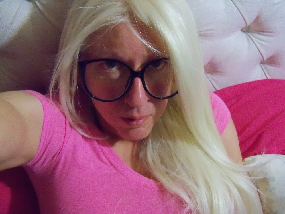 tsjennette Adlı Modelin Çevrimdışı XXX Sohbeti