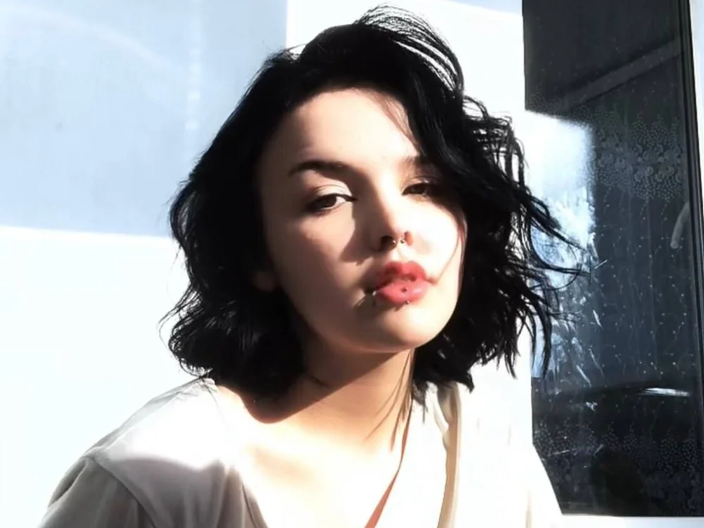 CaseyKayden's Offline Chat Room