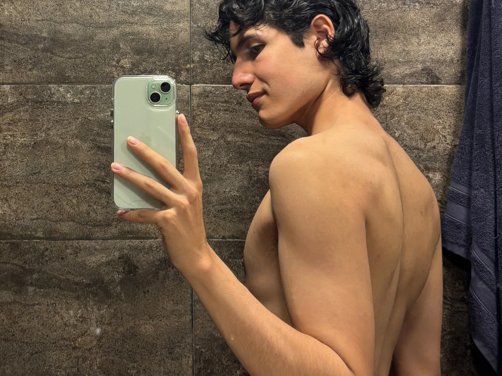 thydannyy Chat XXX offline