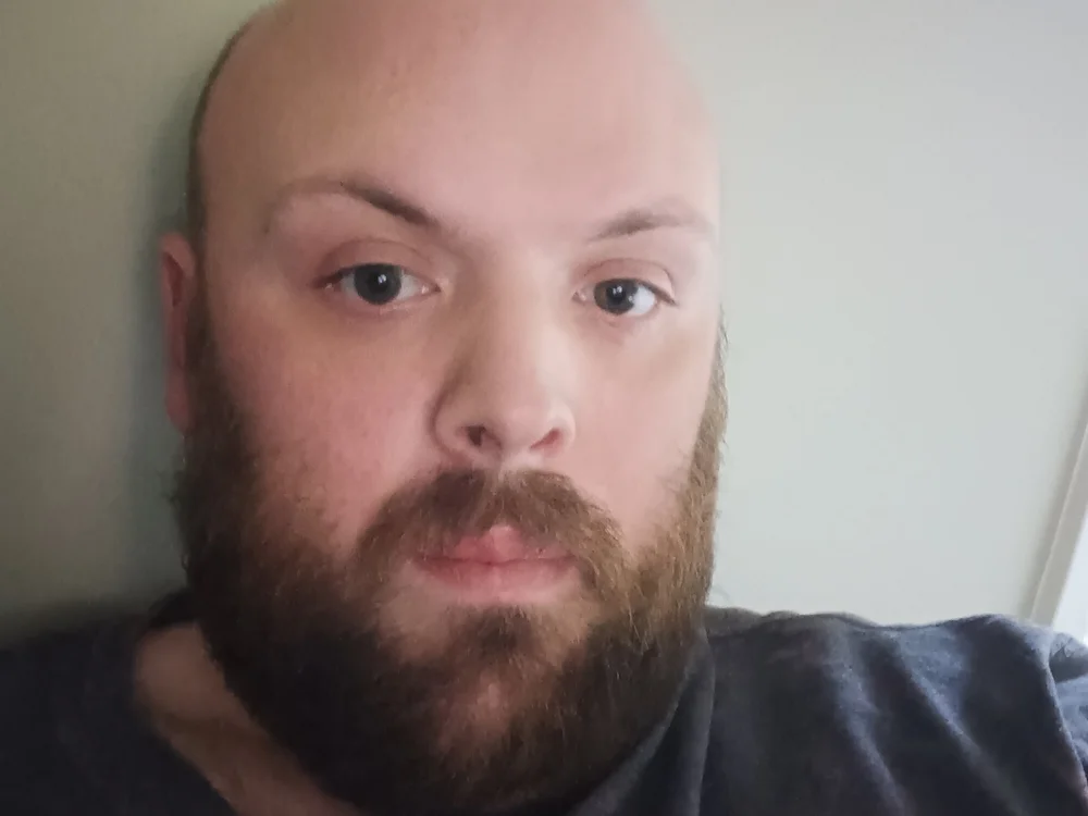 alanleddon32's Offline Chat Room