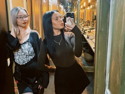 caressyourself - hardcore teens