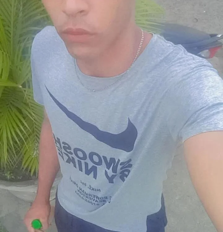 Ethan_Blazes' Offline XXX Chat