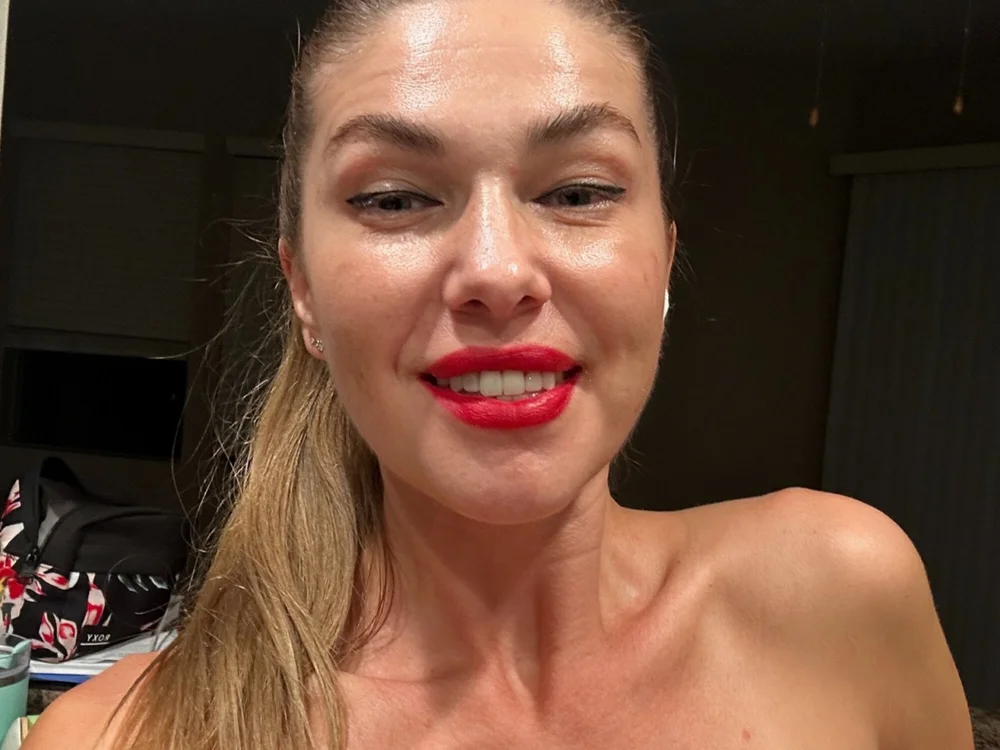 Enamisse's Offline Chat Room