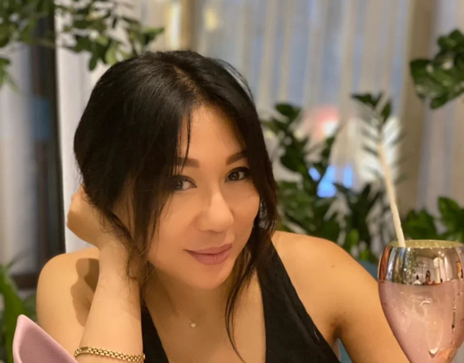 Chia_asian_'s Offline XXX Chat