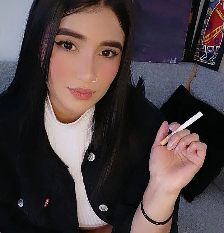 _Miss_Terra_'s Offline Chat Room