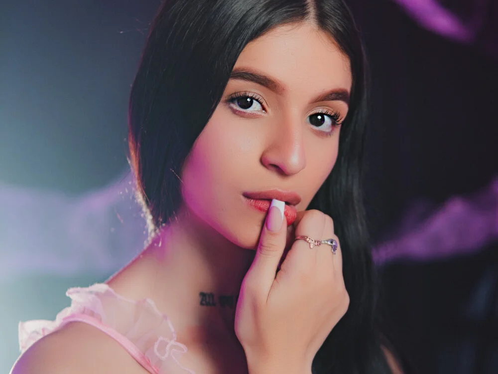 دردشة april_jones05 الجنسية دون اتصال