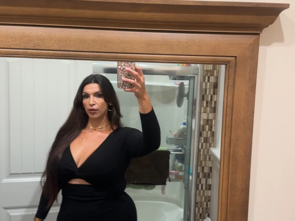 missthickievickie Obrolan XXX Offline
