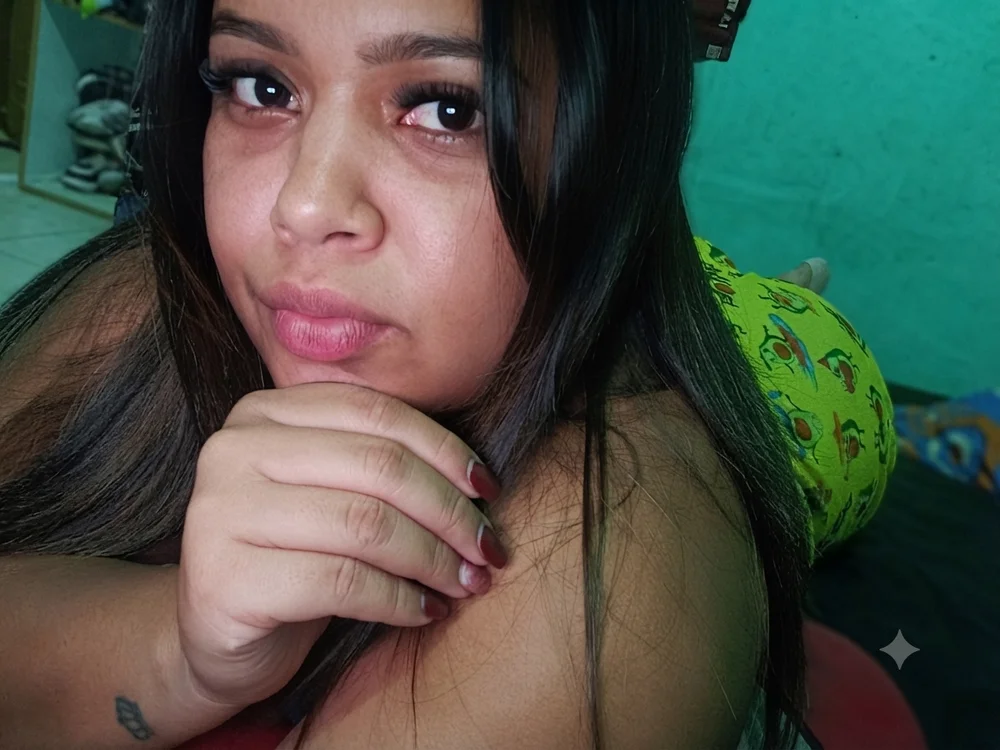 Panelita-05's Offline XXX Chat