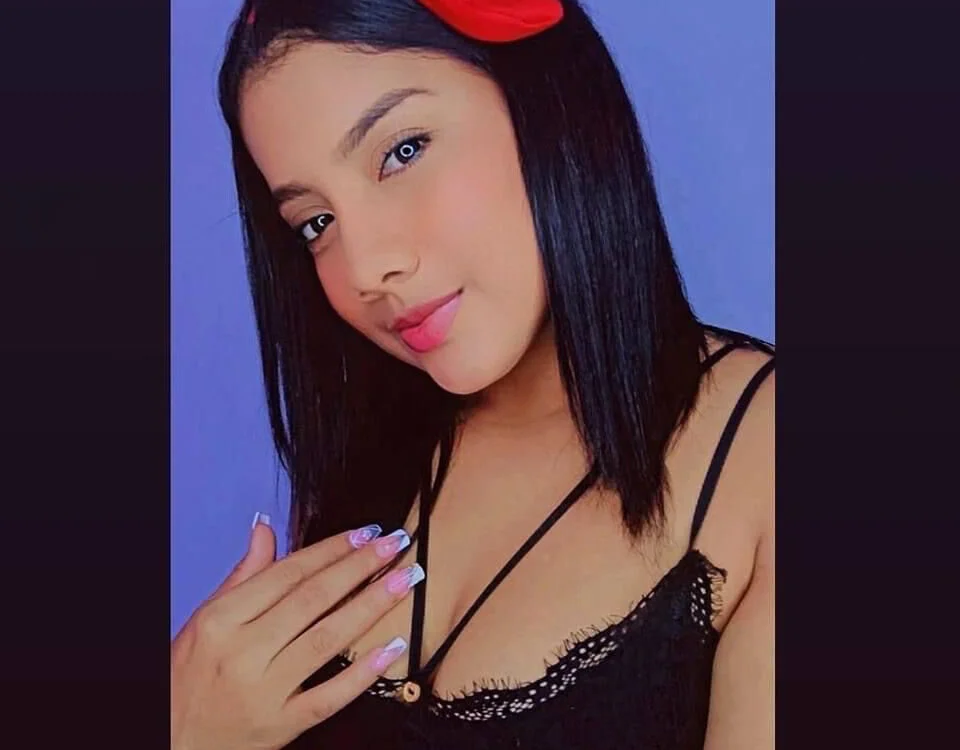 Emmastonesp offline chatrum