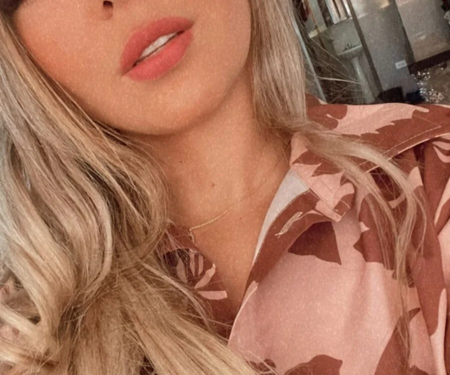 emiily_morgan Offline XXX Chat