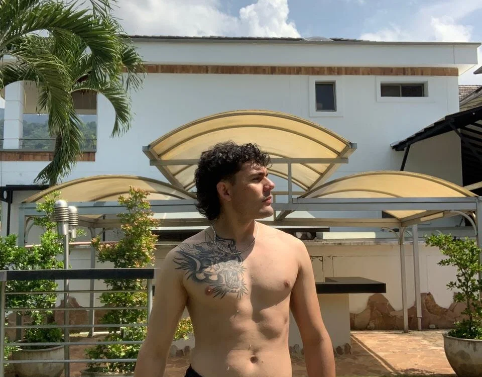 LuciferSantoryu's Offline XXX Chat