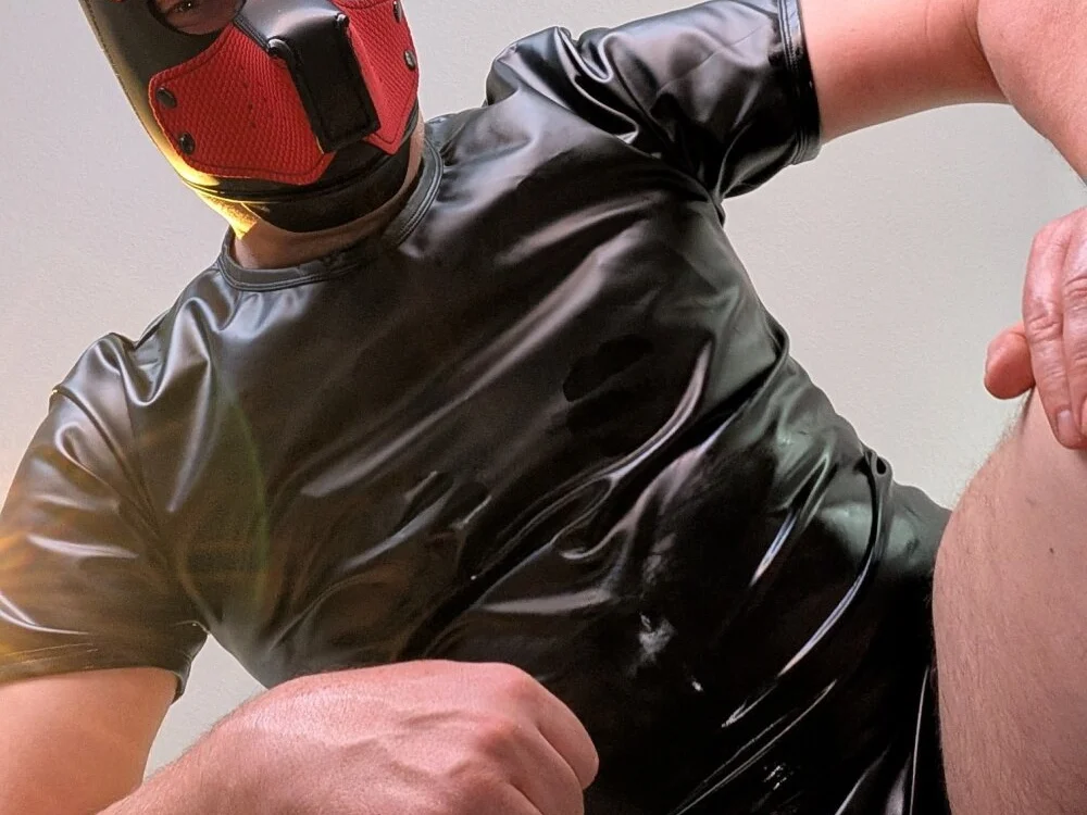 Latex_GamerGuy 오프라인 XXX 채팅