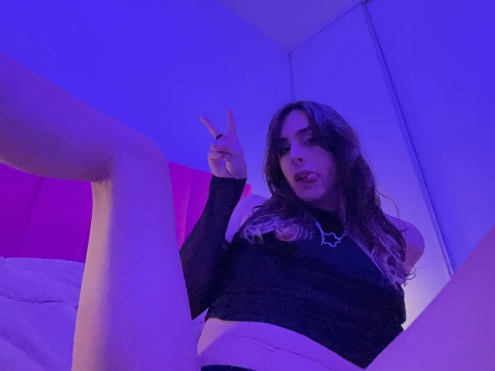 BaddyKitten offline XXX-chat