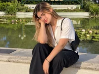 Model rousseblossom