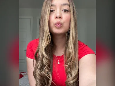 Zara_Ross on StripChat