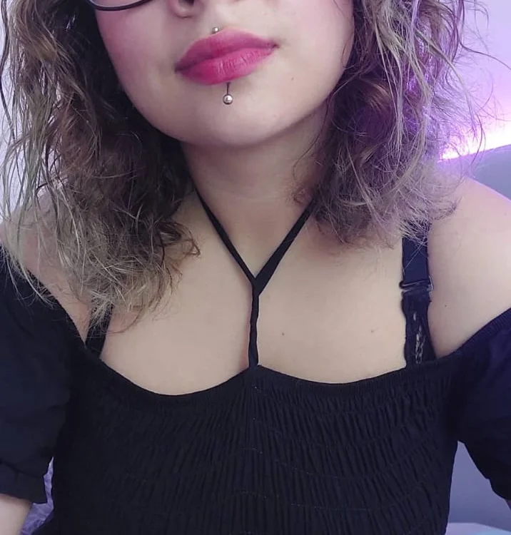 Driana_atee Chat XXX offline