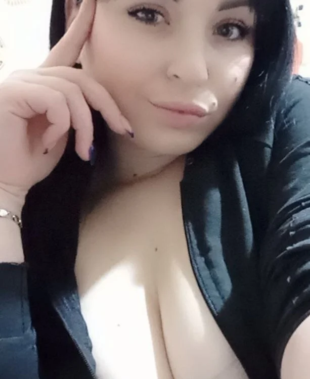 diamontsweet_01's Offline XXX Chat