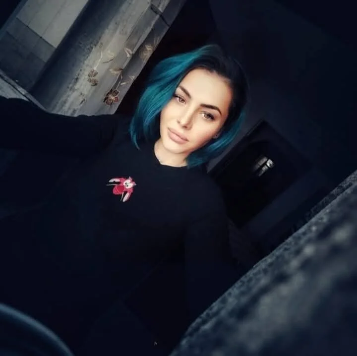 LarisseBelle Offline XXX-Chat