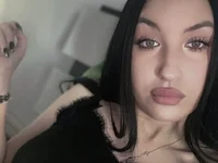 Lucy_doll22: онлайн-секс-чат