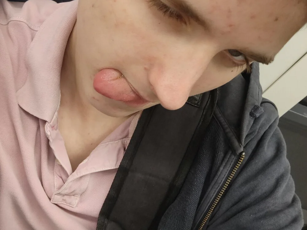 Chat +18 off-line de Jacobs19