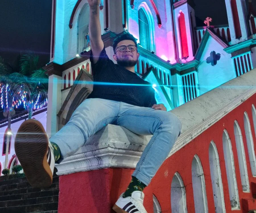 Esteban_wolf offline XXX-chat