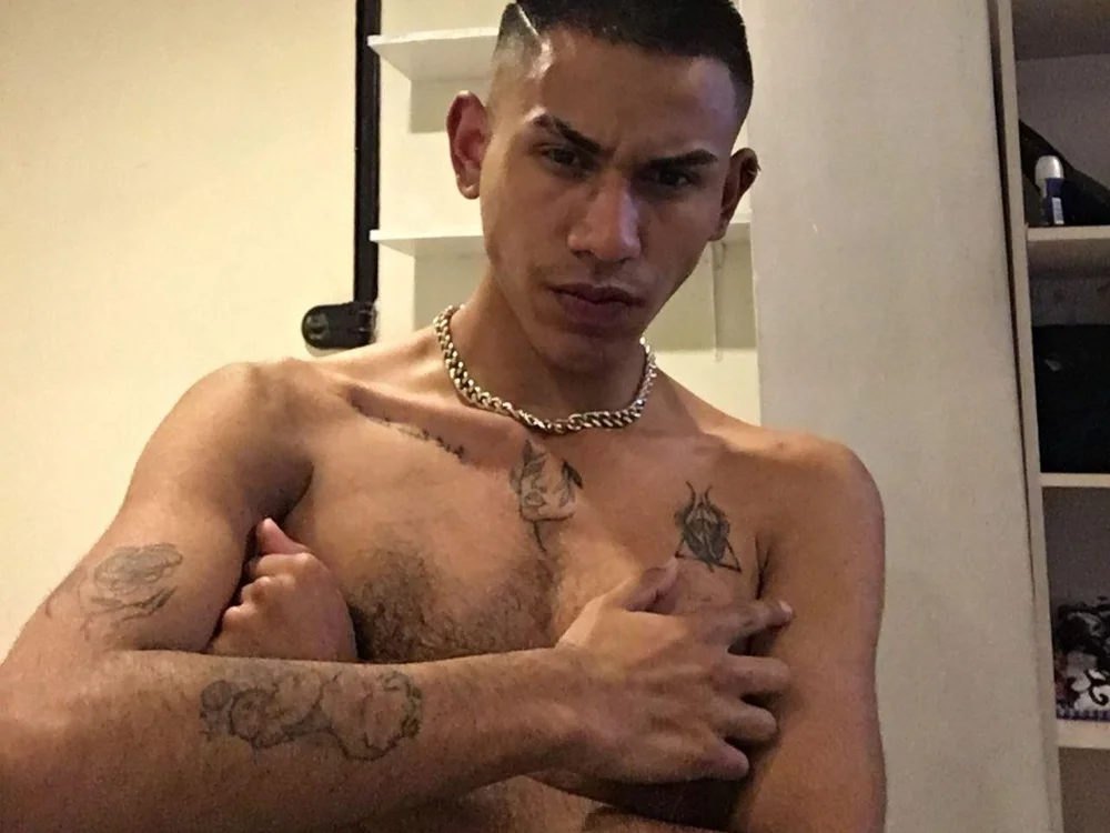 Sebastian_CloudyBoy offline chatrum