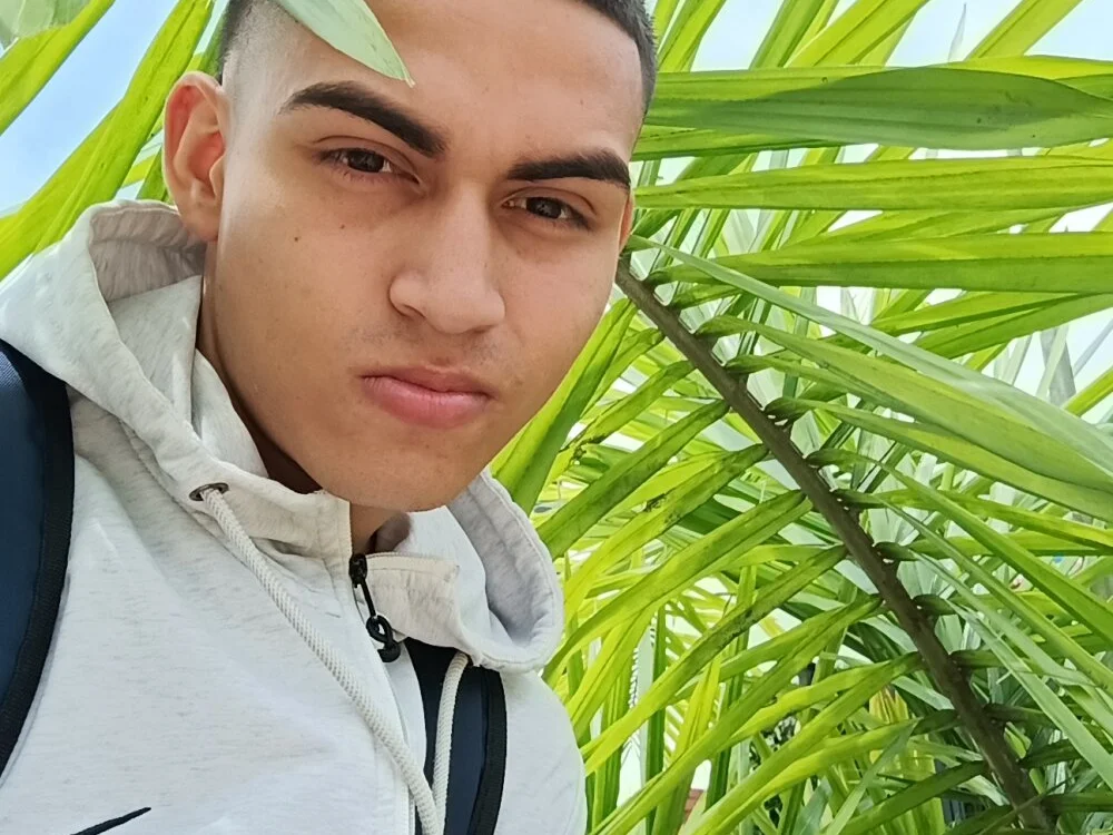 canbar-23 – Offline XXX chat