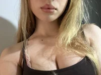 Model AgataAites