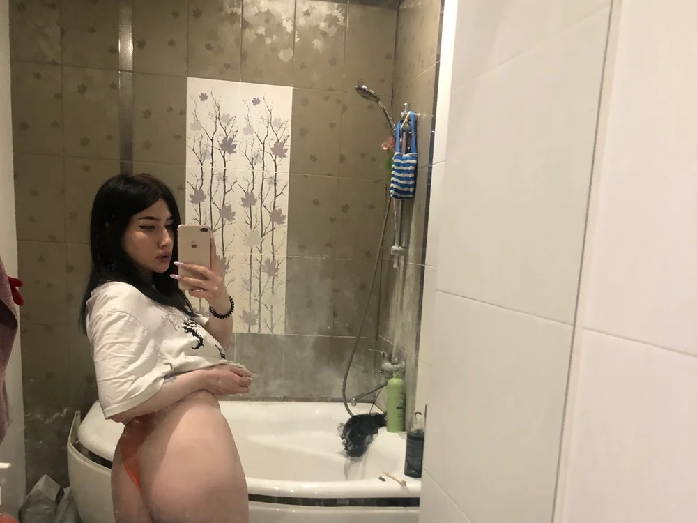 kiralovv's Offline XXX Chat