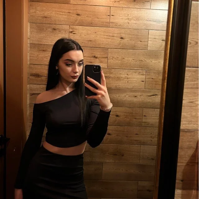 Millers_Montey Offline XXX-Chat