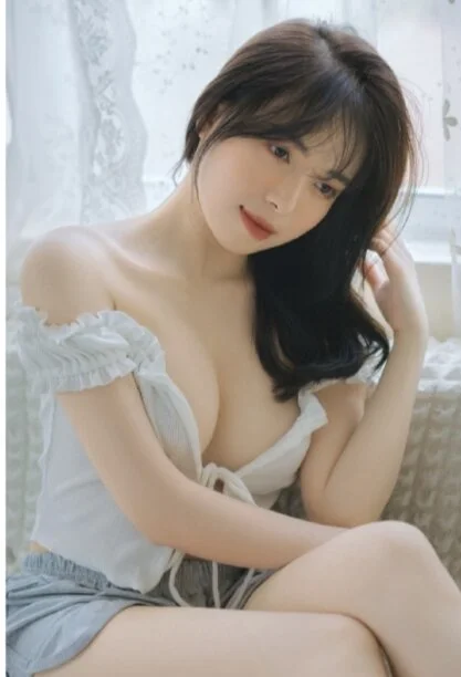 Rosie_LoveUU Obrolan XXX Offline