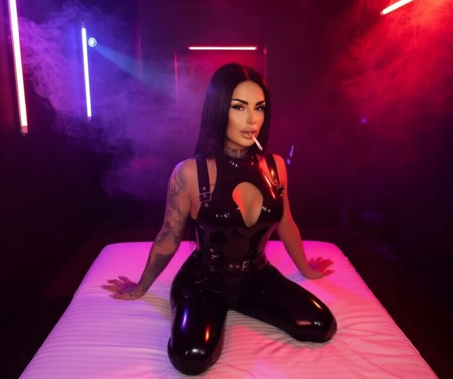 Офлайн-чат XXX AshxleyPage